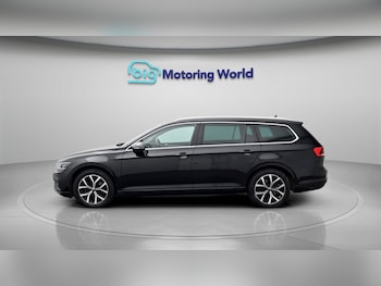 Used Volkswagen Passat 2022 for sale - 78727339: Photo