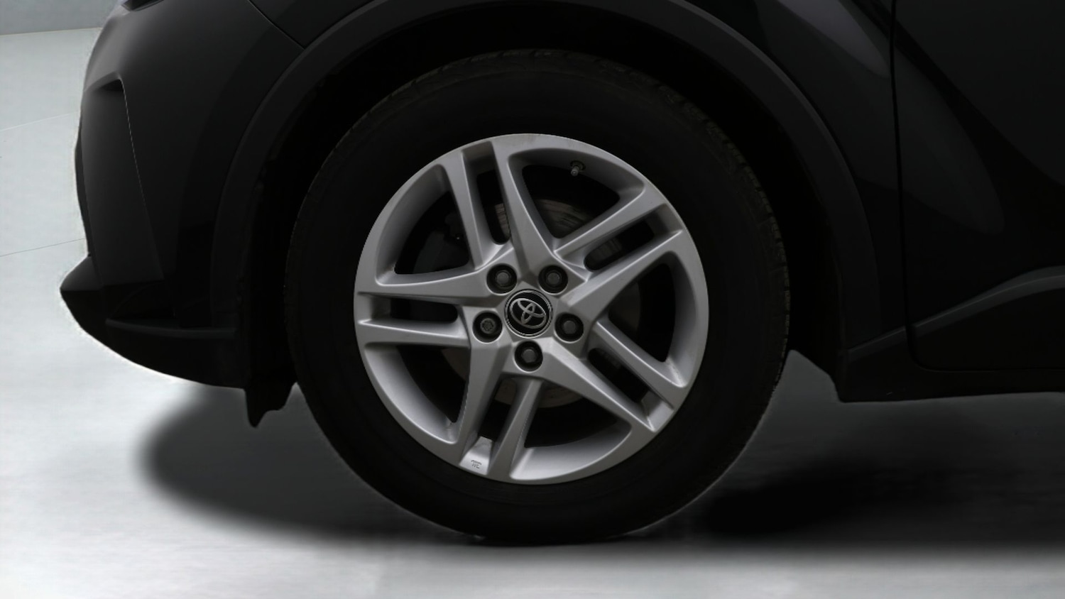 Used Toyota C-HR 2023 for sale - 77355099: Photo 18