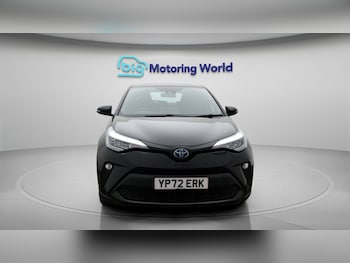 Used Toyota C-HR 2023 for sale - 77355099: Photo