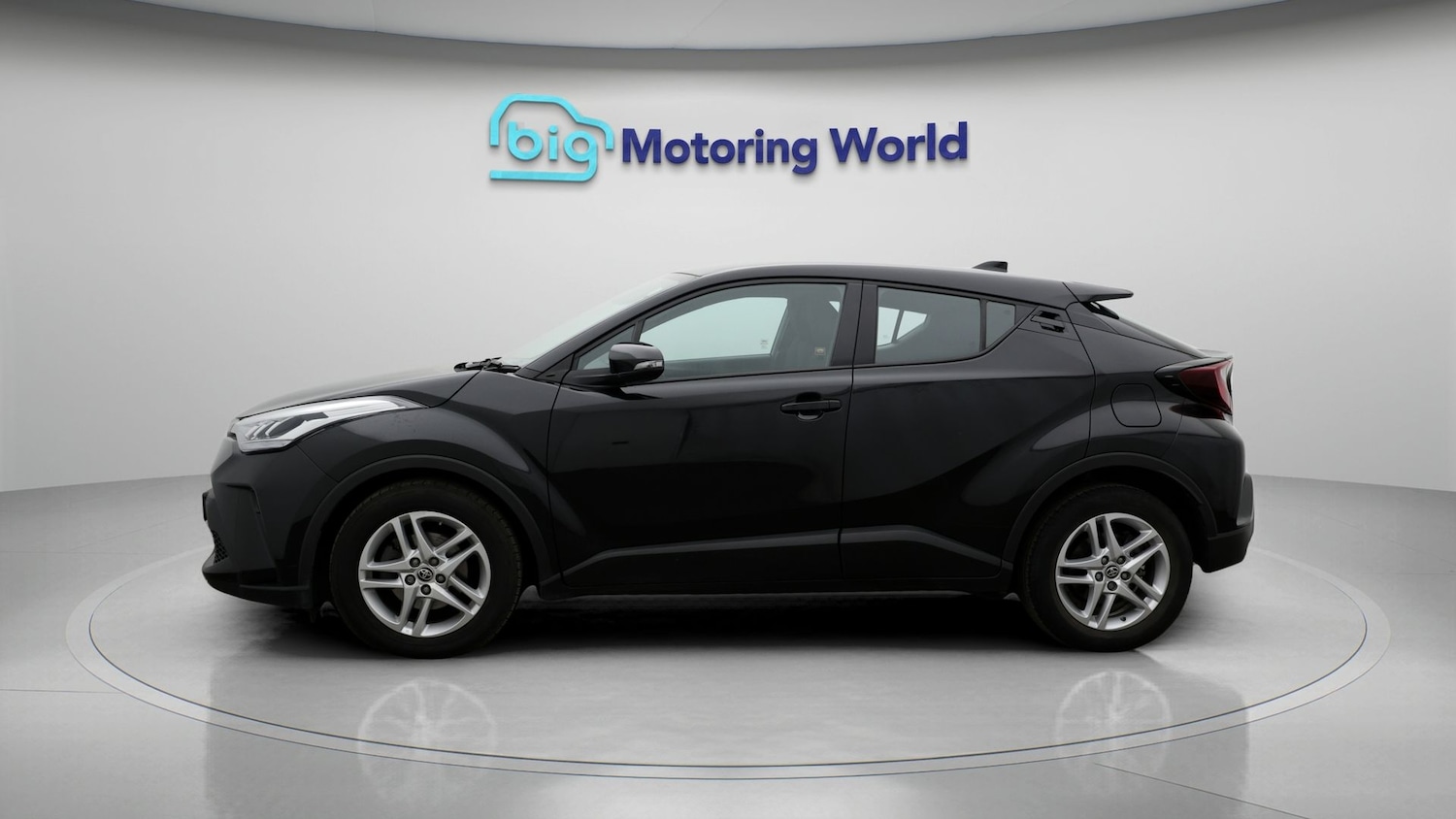 Used Toyota C-HR 2023 for sale - 77355099: Photo 4