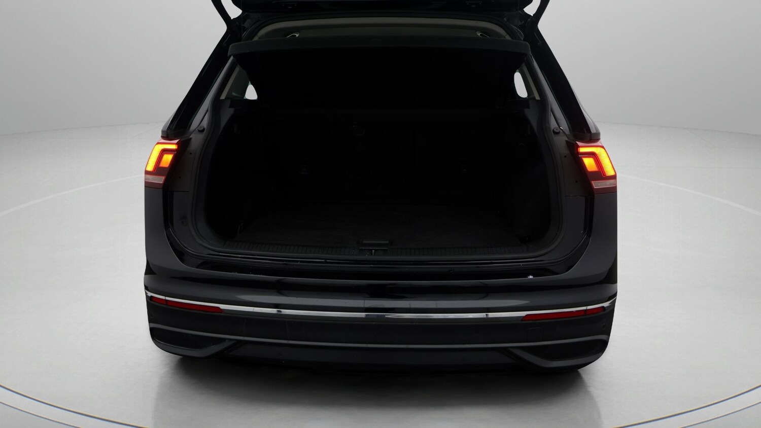 Used Volkswagen Tiguan for sale - 77802225: Photo 17