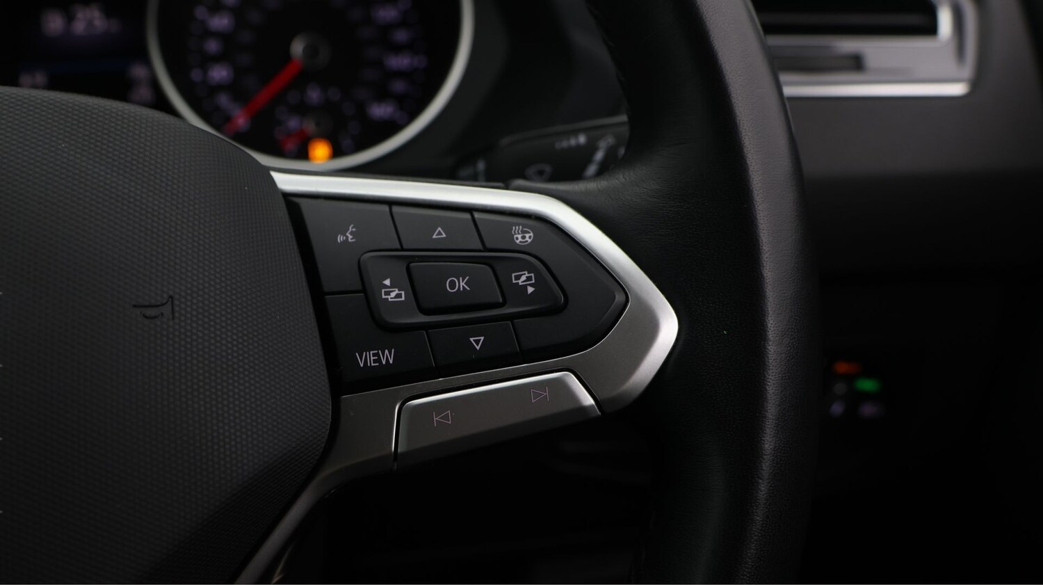 Used Volkswagen Tiguan for sale - 77802225: Photo 21