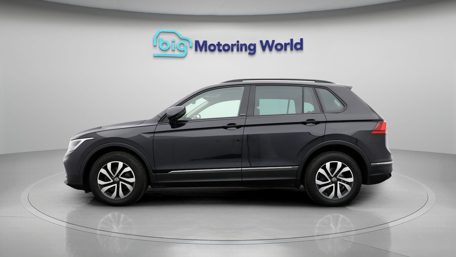 Used Volkswagen Tiguan for sale - 77802225: Photo 4