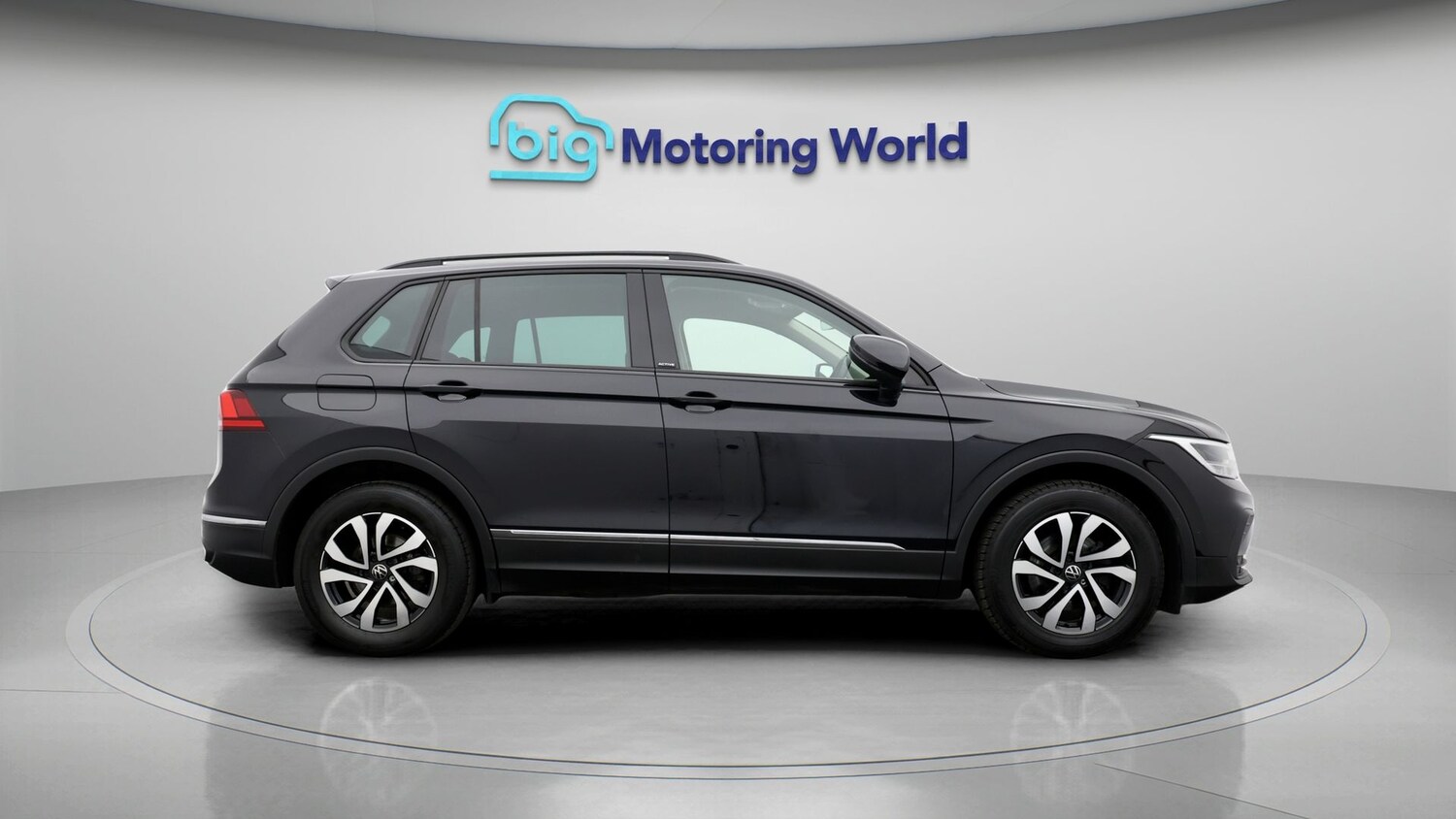Used Volkswagen Tiguan for sale - 77802225: Photo 8
