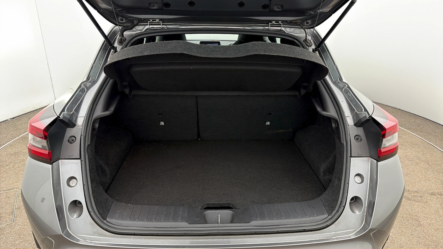 Used Nissan Juke 2023 for sale - 77775353: Photo 16