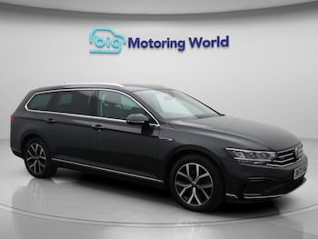 Used Volkswagen Passat 2020 for sale - 75600877: Photo