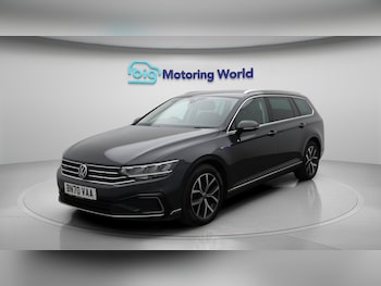 Used Volkswagen Passat 2020 for sale - 75600877: Photo