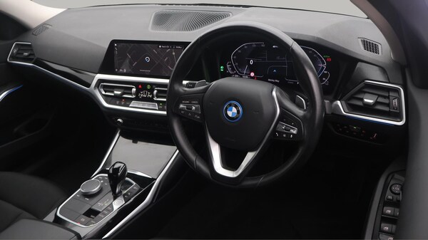 Used BMW 3 Series 2022 for sale - 76294456: Photo 10