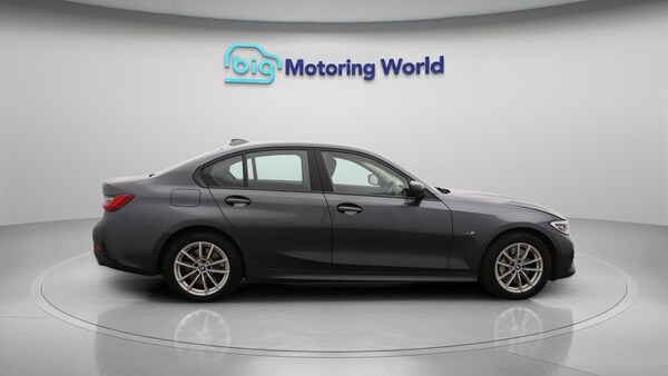 Used BMW 3 Series 2022 for sale - 76294456: Photo 9