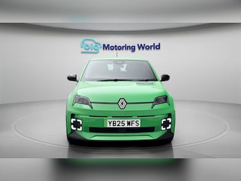 Used Renault 5 E-Tech electric 2025 for sale - 78874417: Photo