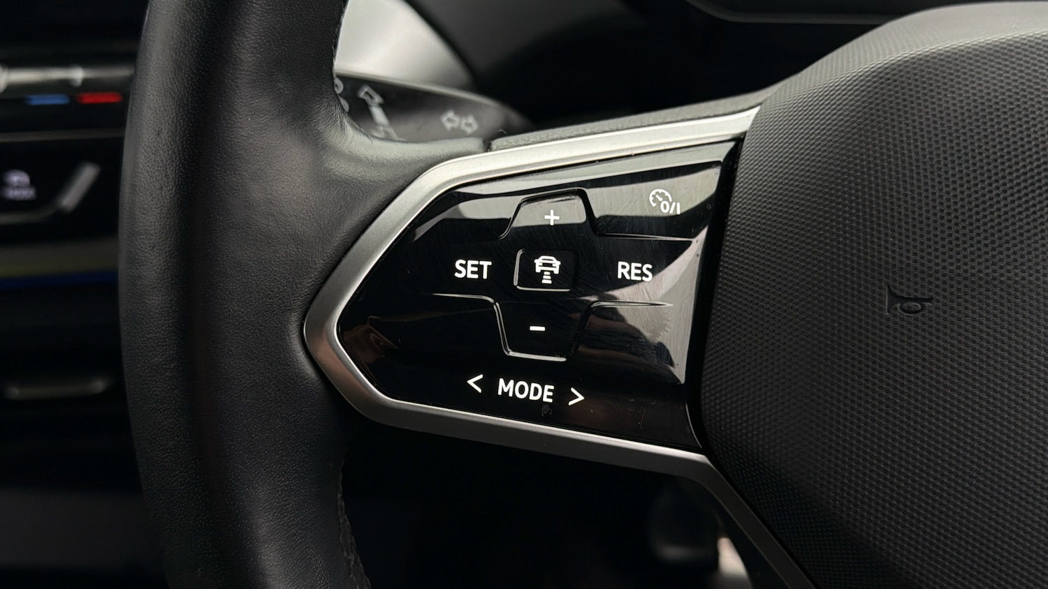 Used Volkswagen ID.4 2022 for sale - 78028069: Photo 22