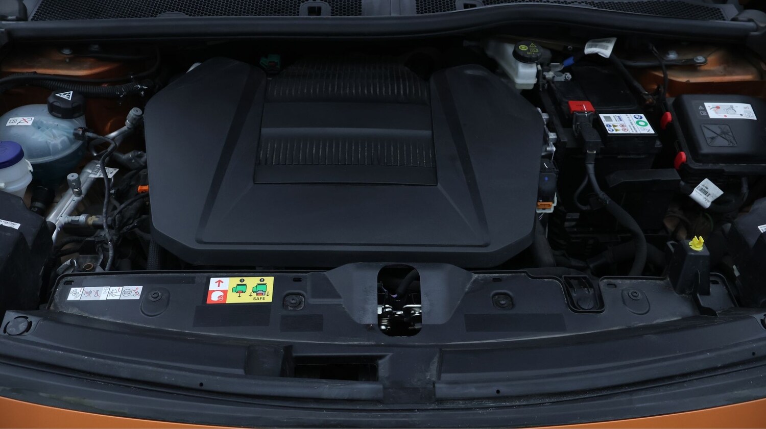 Used Peugeot E-2008 2022 for sale - 76957038: Photo 19