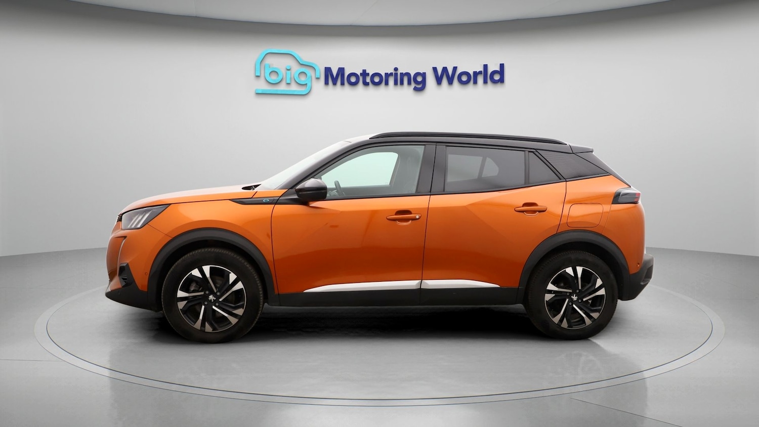 Used Peugeot E-2008 2022 for sale - 76957038: Photo 4