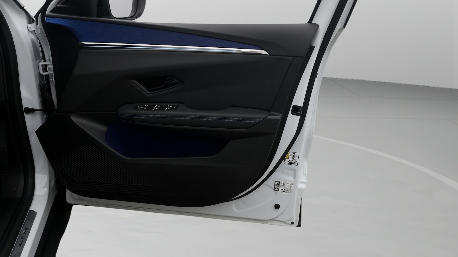 Used Renault Scenic E-Tech 2025 for sale - 77220388: Photo 15