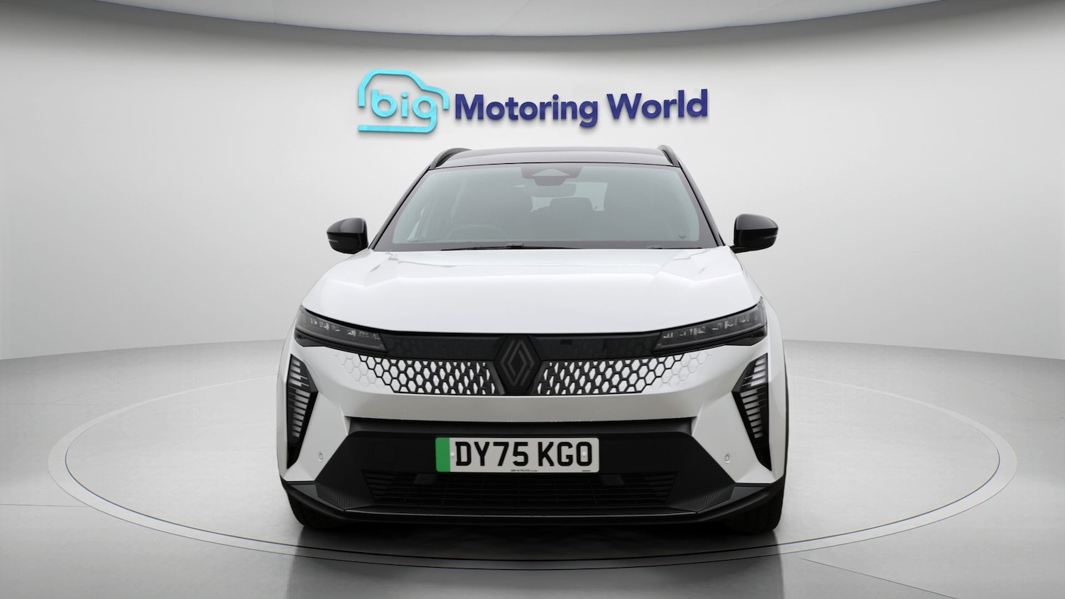 Used Renault Scenic E-Tech 2025 for sale - 77220388: Photo 2