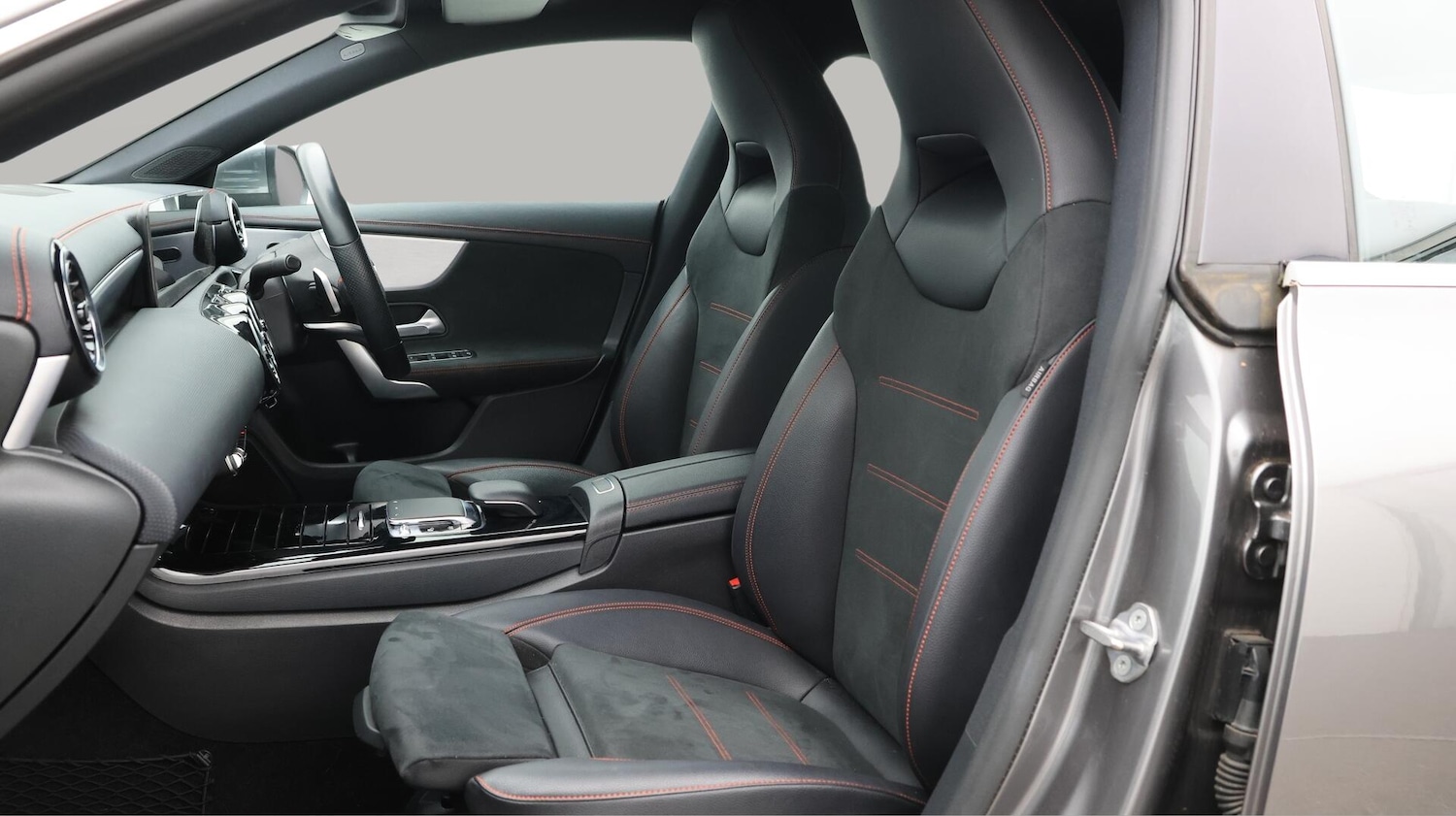 Used Mercedes-Benz CLA 2019 for sale - 76389162: Photo 15