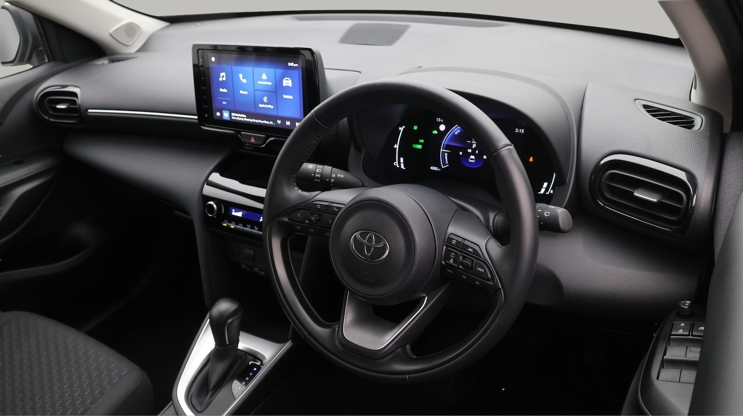 Used Toyota Yaris Cross 2024 for sale - 78165954: Photo 9