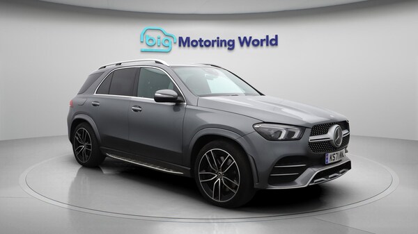 Used Mercedes-Benz GLE-Class 2021 for sale - 76214860: Photo 2
