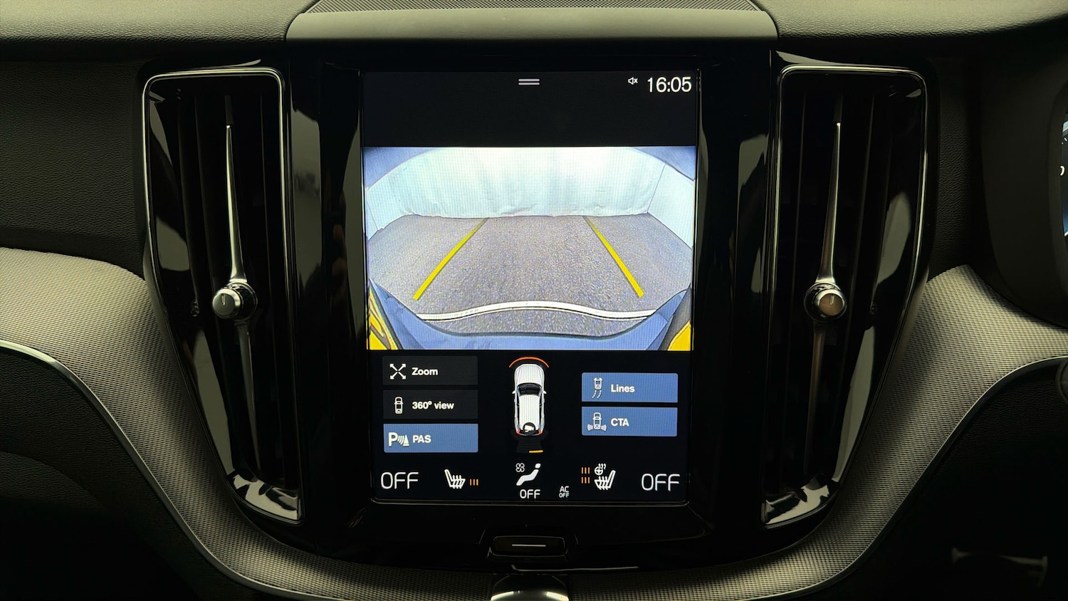 Used Volvo XC60 2020 for sale - 77998625: Photo 24