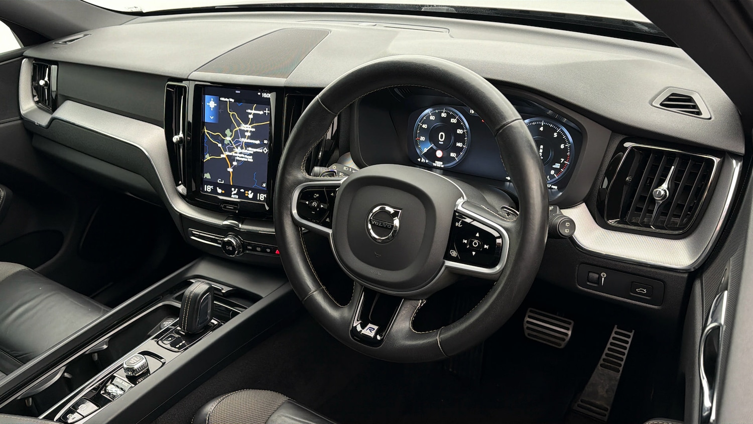 Used Volvo XC60 2020 for sale - 77998625: Photo 9