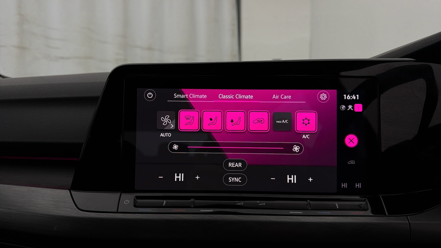 Used Volkswagen Golf 2023 for sale - 77917438: Photo 11