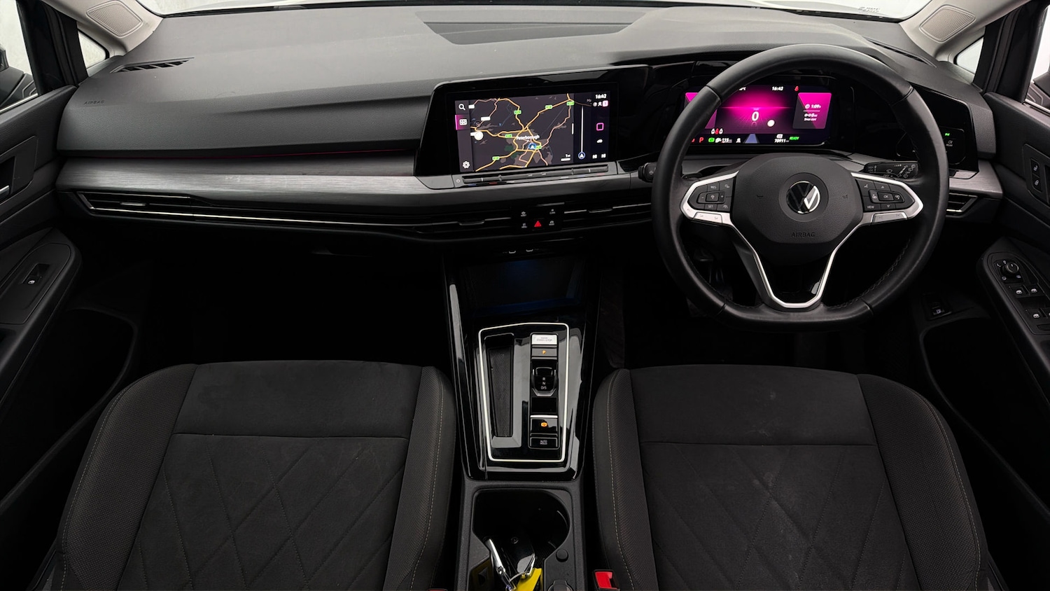 Used Volkswagen Golf 2023 for sale - 77917438: Photo 12