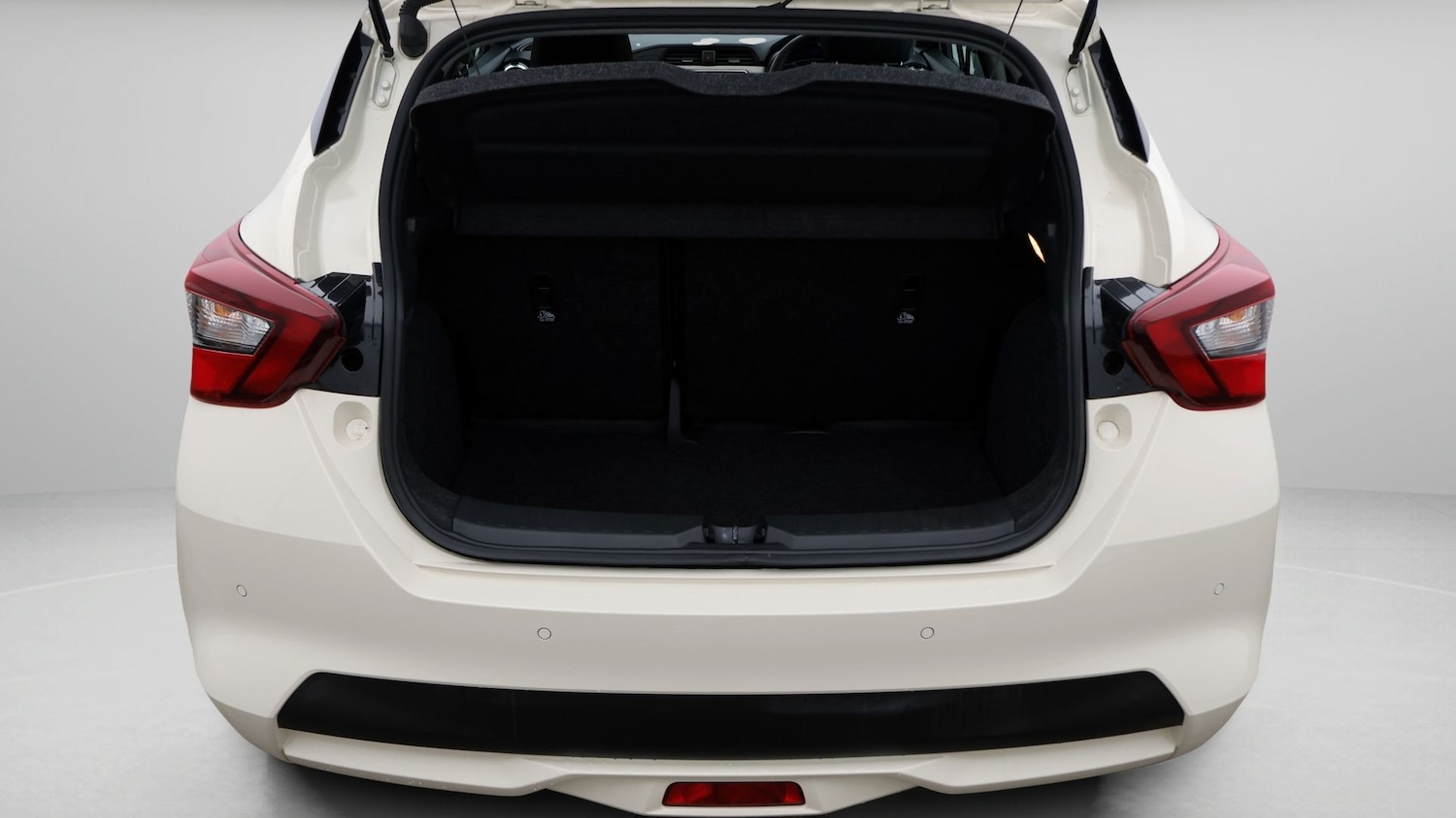 Used Nissan Micra 2021 for sale - 77249154: Photo 17