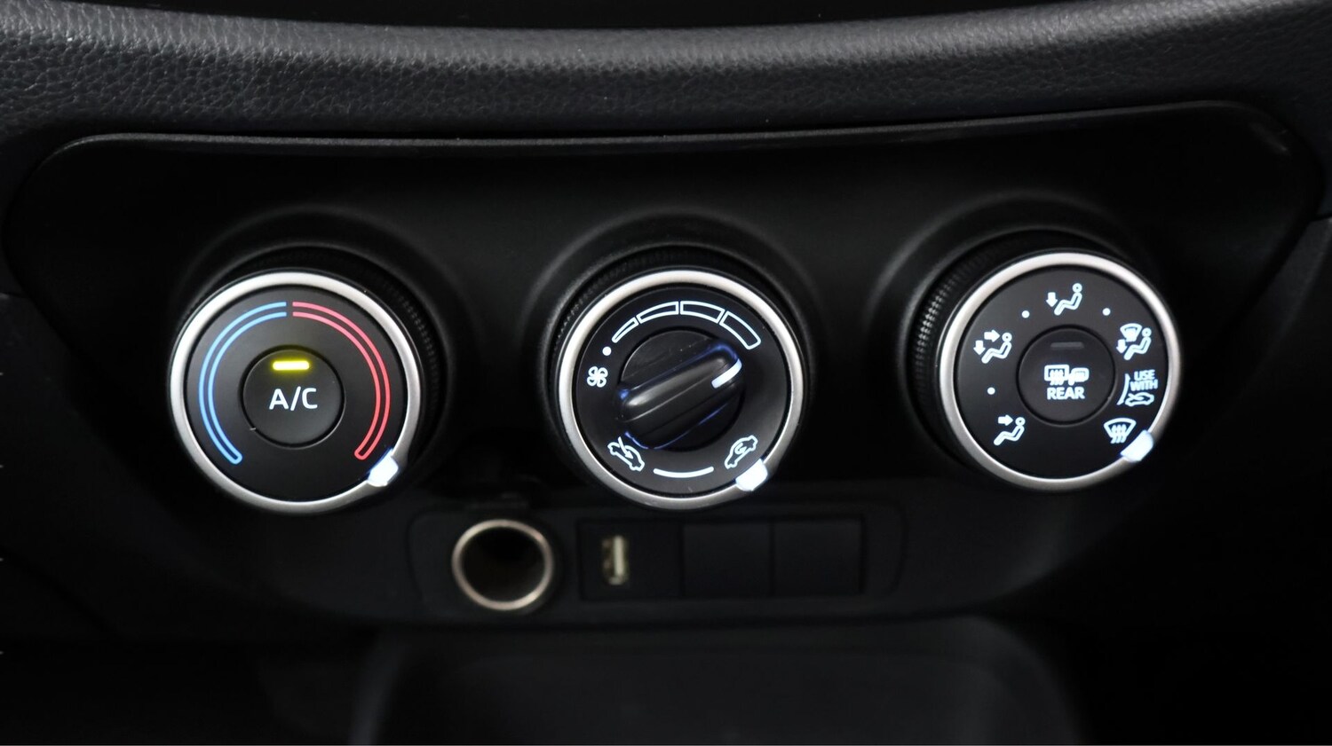 Used Toyota Aygo X 2022 for sale - 78042180: Photo 11