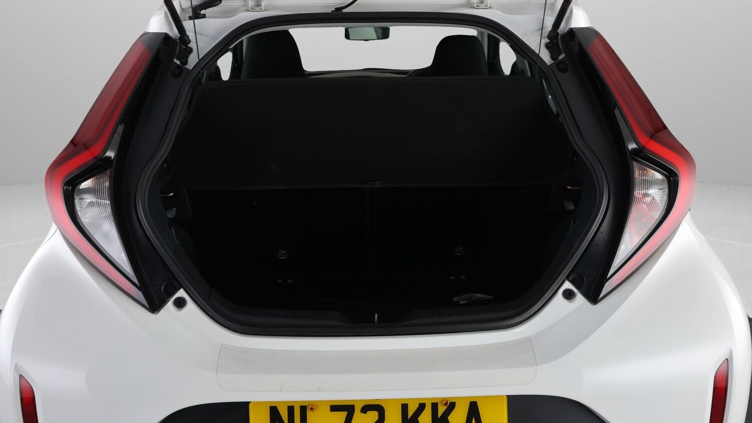 Used Toyota Aygo X 2022 for sale - 78042180: Photo 16
