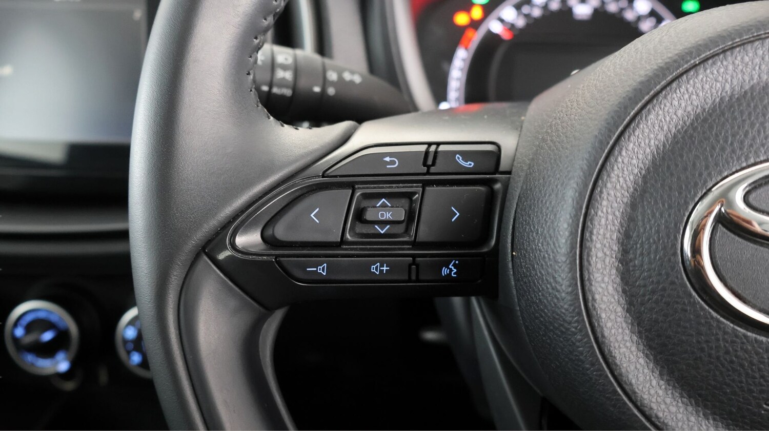 Used Toyota Aygo X 2022 for sale - 78042180: Photo 19