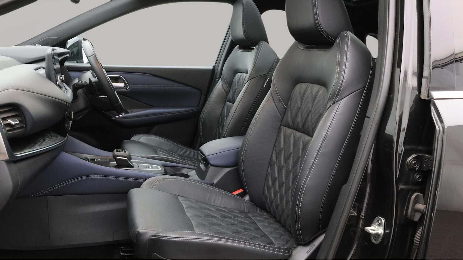 Used Nissan Qashqai for sale - 76432217: Photo 15