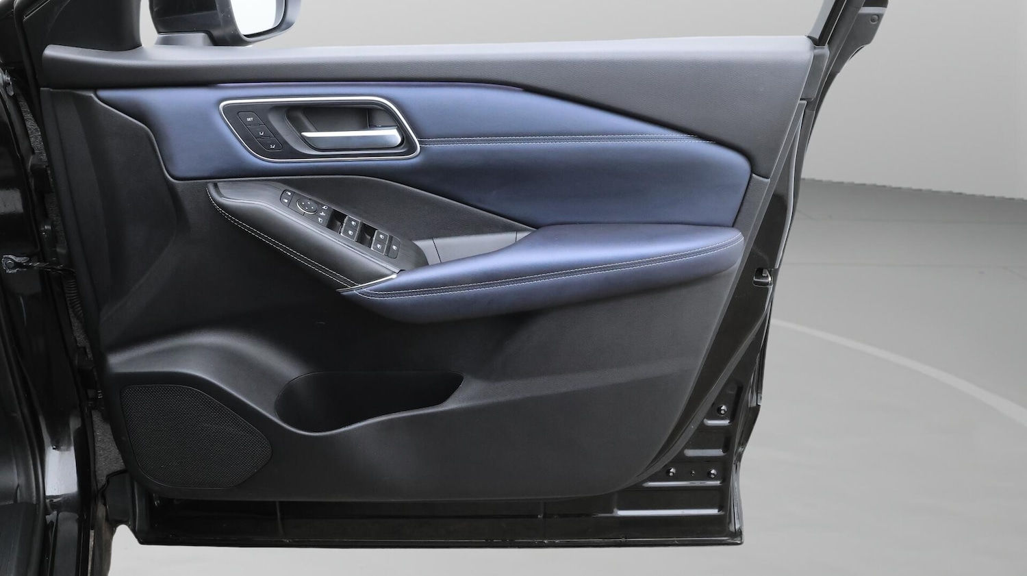 Used Nissan Qashqai for sale - 76432217: Photo 16