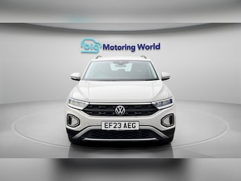 Used Volkswagen T-Roc 2023 for sale - 79097983: Photo