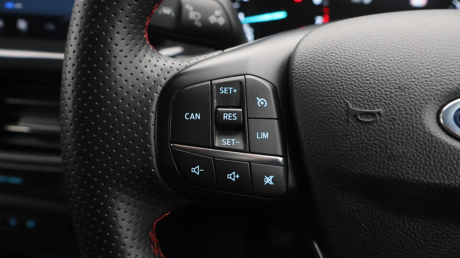 Used Ford Focus 2023 for sale - 76522022: Photo 24