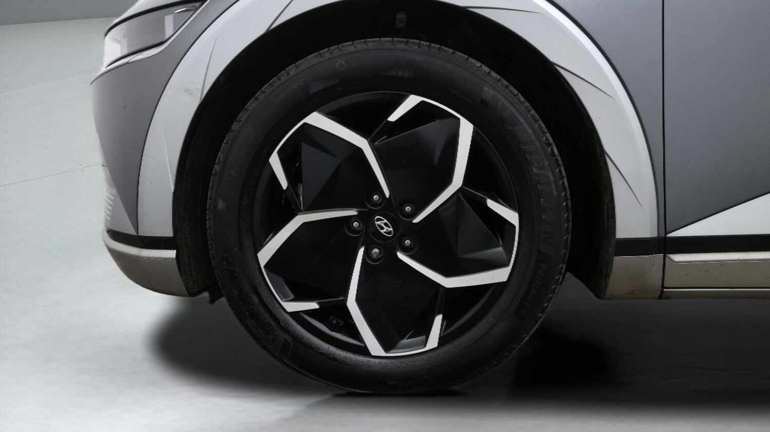 Used Hyundai IONIQ 5 2024 for sale - 77643919: Photo 18