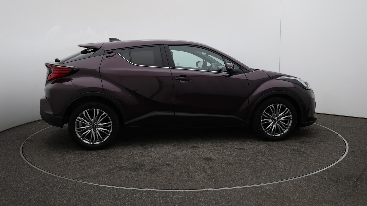 Used Toyota C-HR 2022 for sale - 76152112: Photo 44