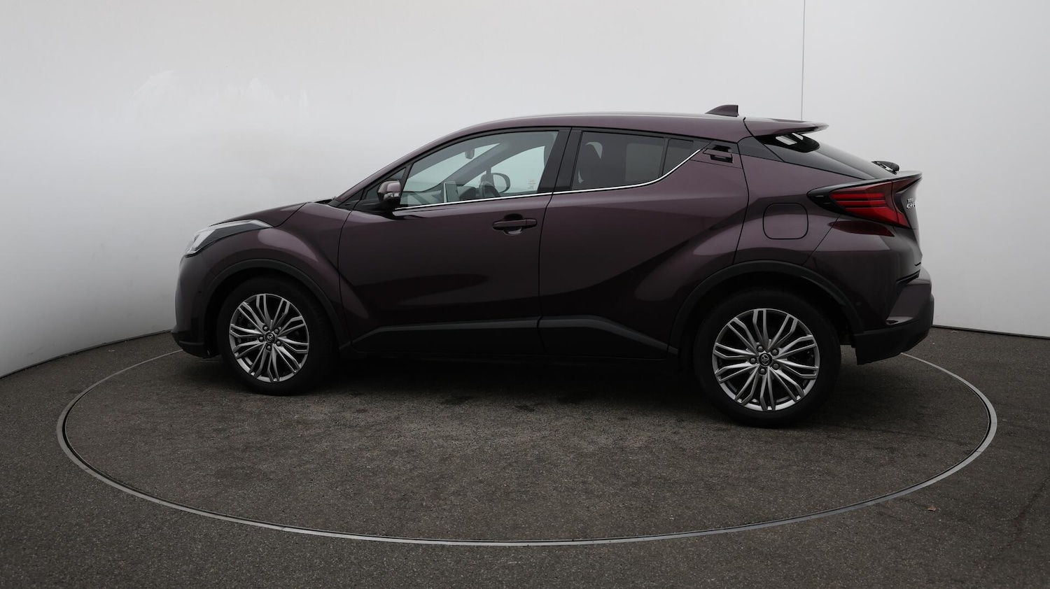 Used Toyota C-HR 2022 for sale - 76152112: Photo 52