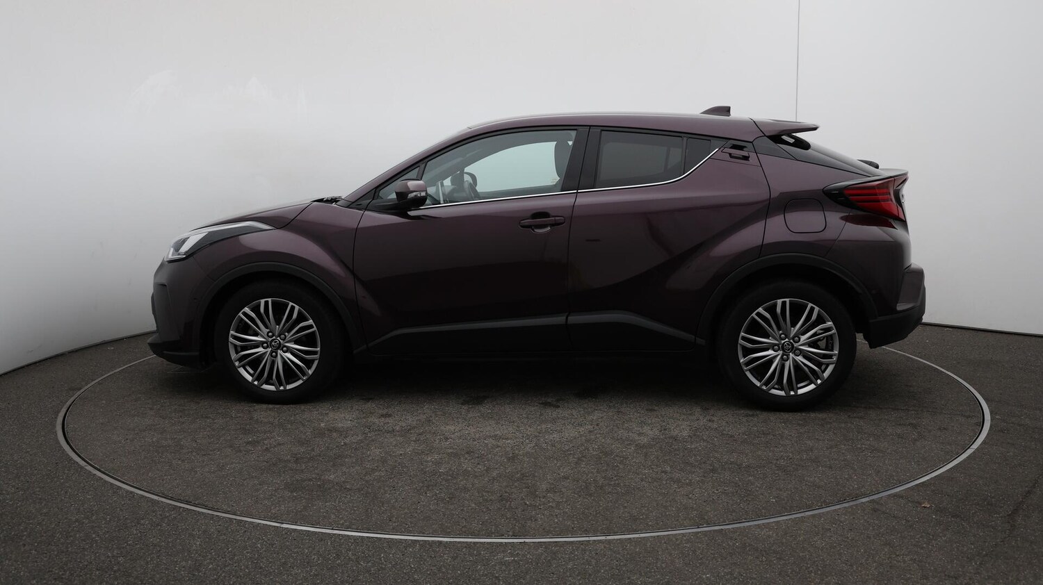 Used Toyota C-HR 2022 for sale - 76152112: Photo 58