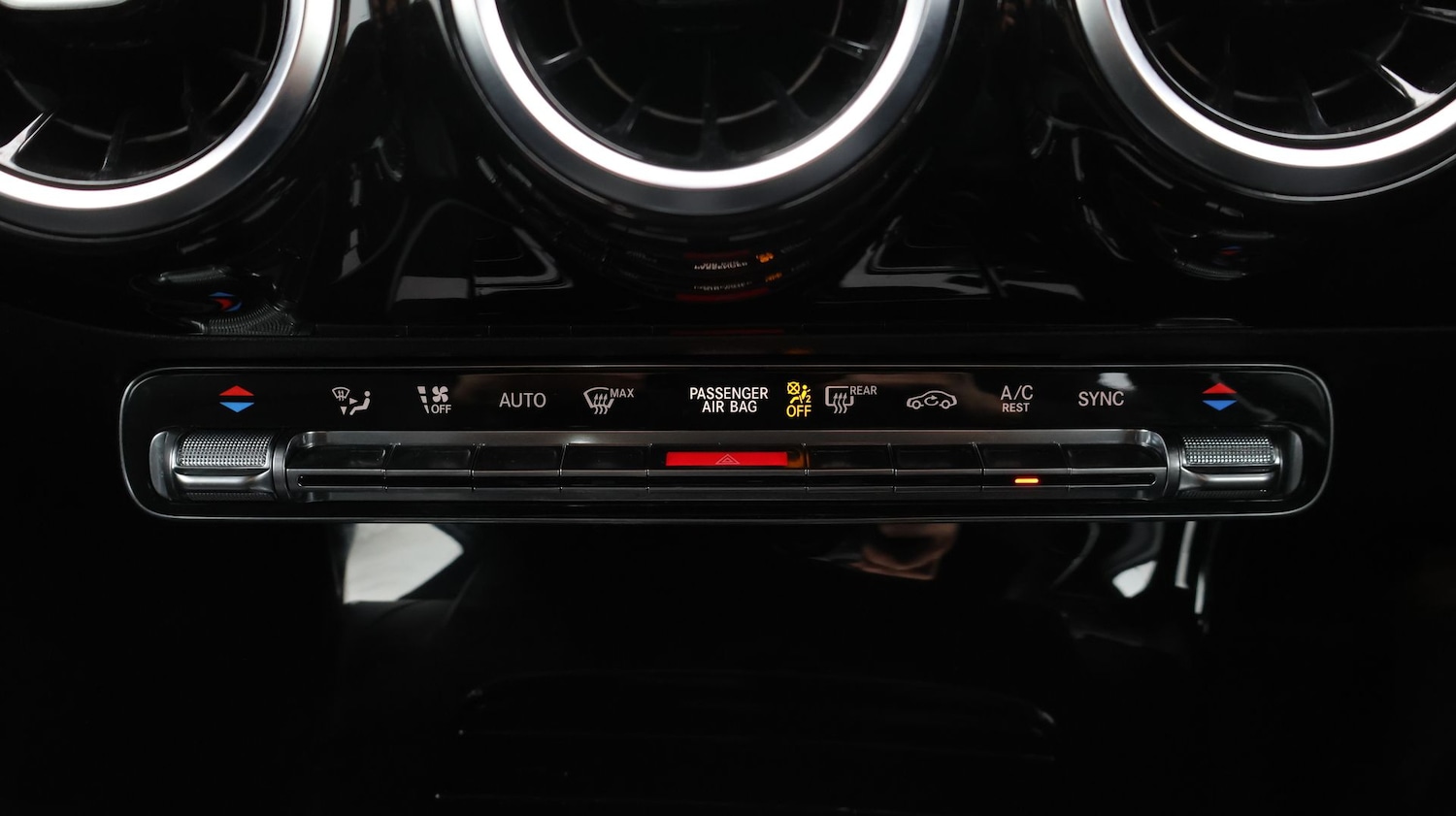 Used Mercedes-Benz A-Class 2018 for sale - 77493241: Photo 12