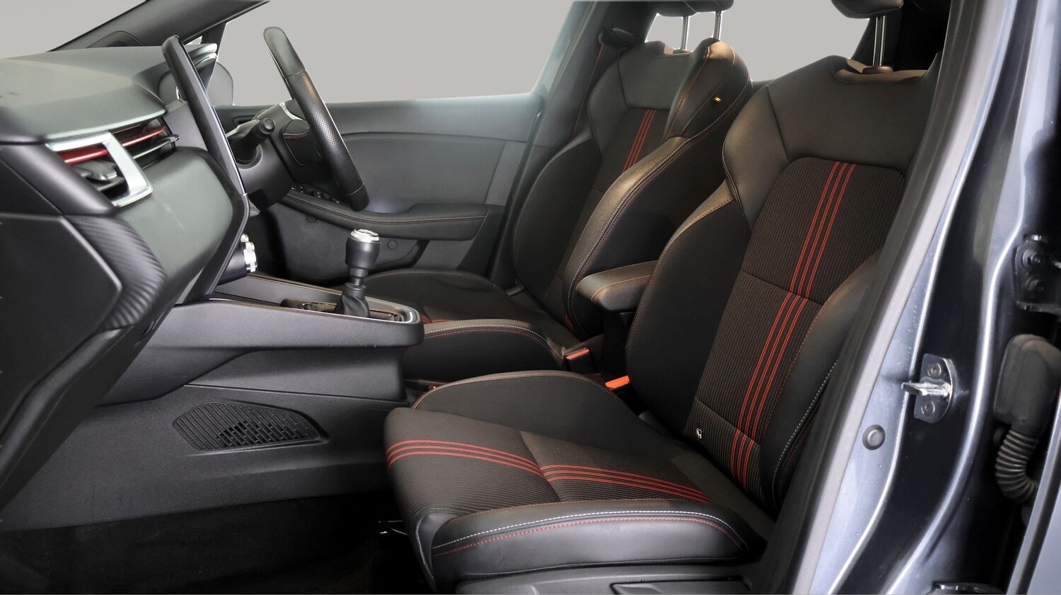 Used Renault Clio for sale - 77675889: Photo 14