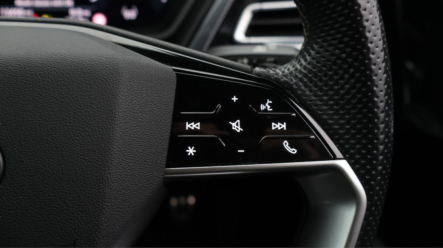 Used Audi Q4 e-tron 2023 for sale - 76701509: Photo 26