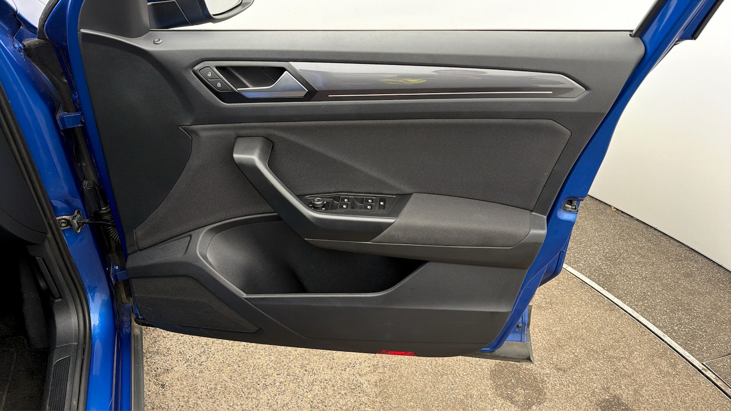 Used Volkswagen T-Roc 2021 for sale - 78004200: Photo 14