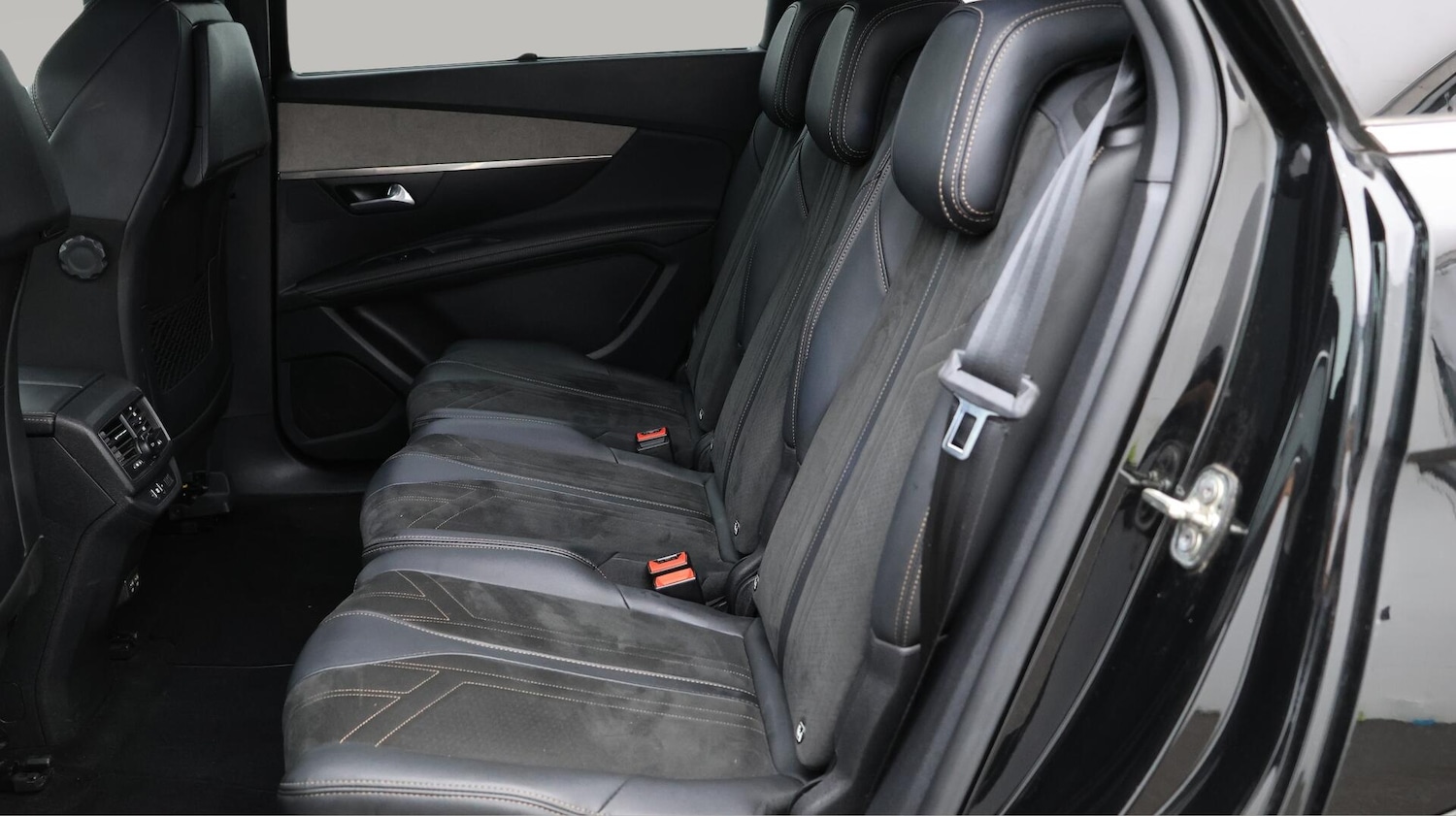 Used Peugeot 5008 2021 for sale - 76689485: Photo 17