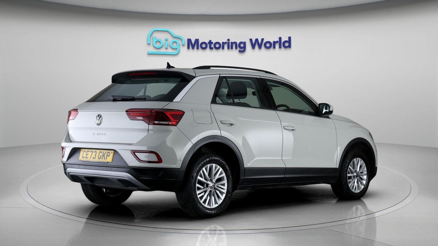 Used Volkswagen T-Roc 2023 for sale - 77935889: Photo 7