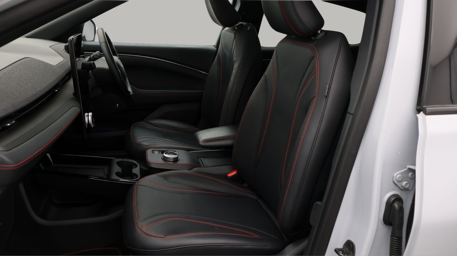 Used Ford Mustang Mach-E 2024 for sale - 77341102: Photo 14