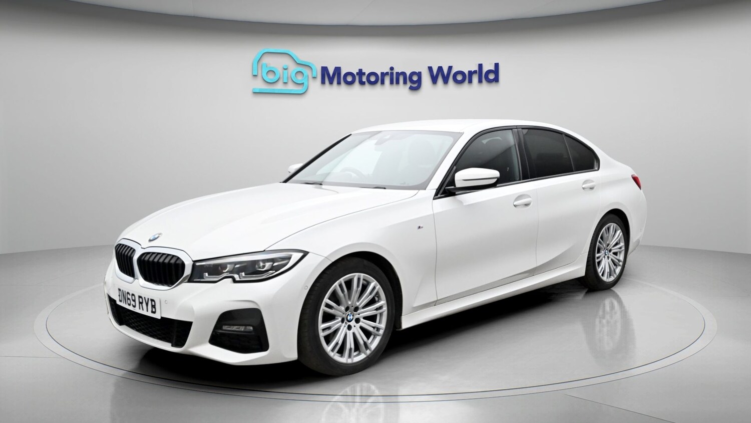 Used BMW 3 Series 2019 for sale - 77961880: Photo 3