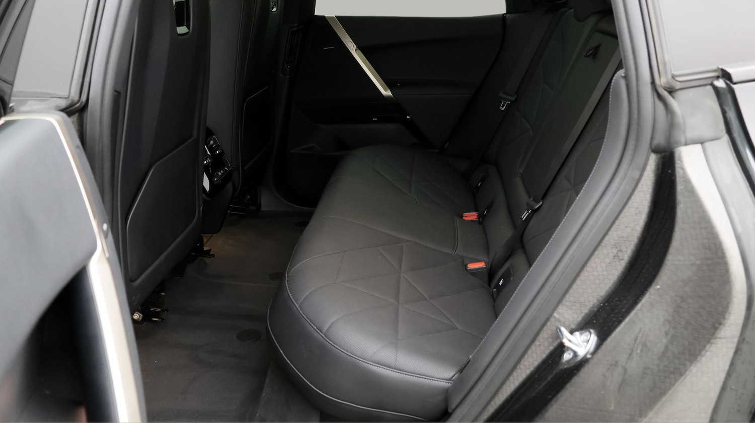 Used BMW iX 2022 for sale - 77136295: Photo 16