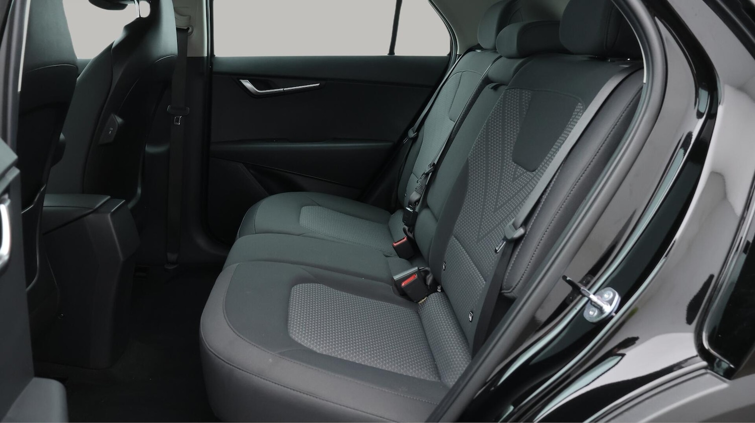 Used Kia Niro 2025 for sale - 76607400: Photo 17