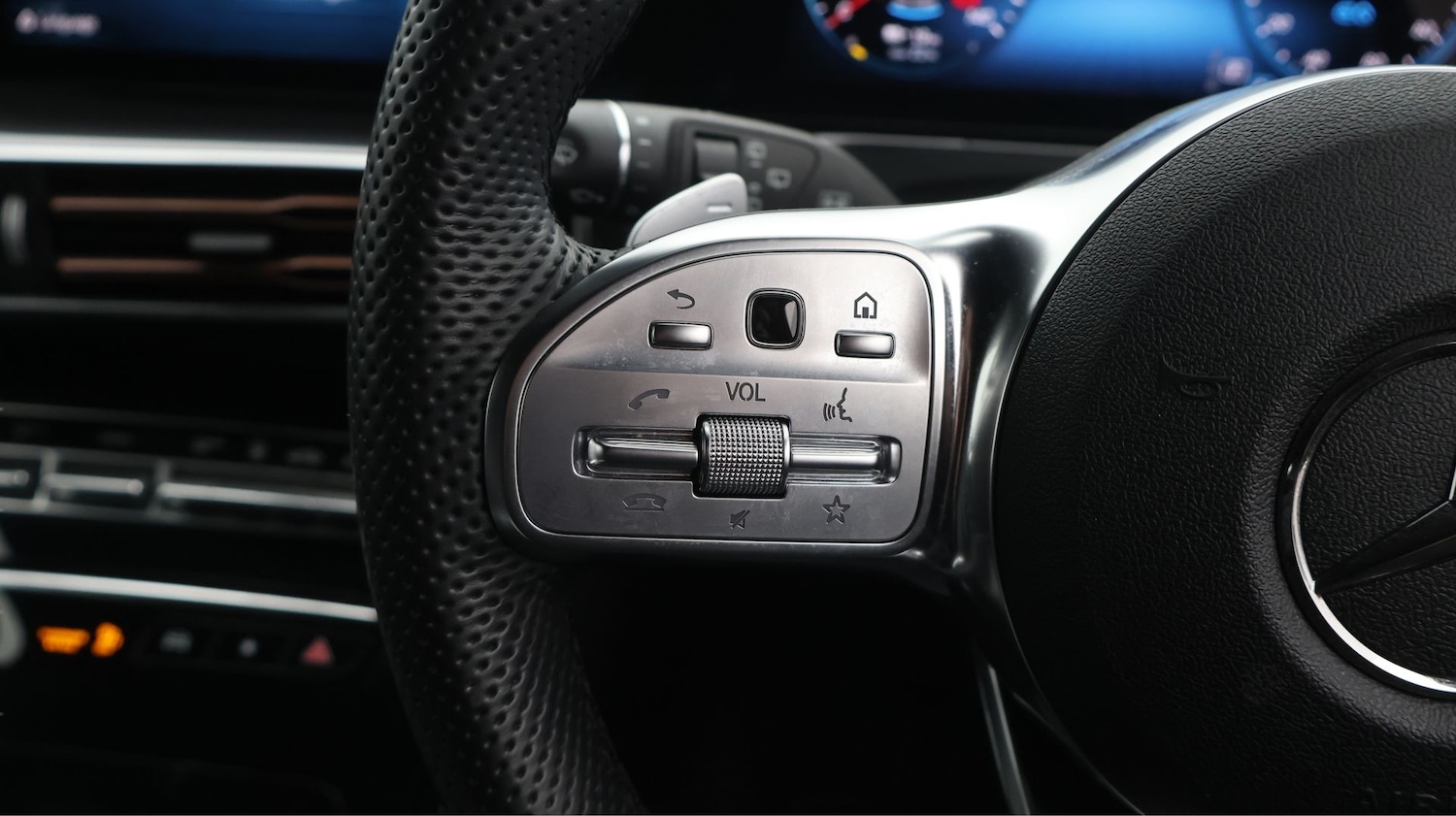 Used Mercedes-Benz EQC 2023 for sale - 77567576: Photo 23