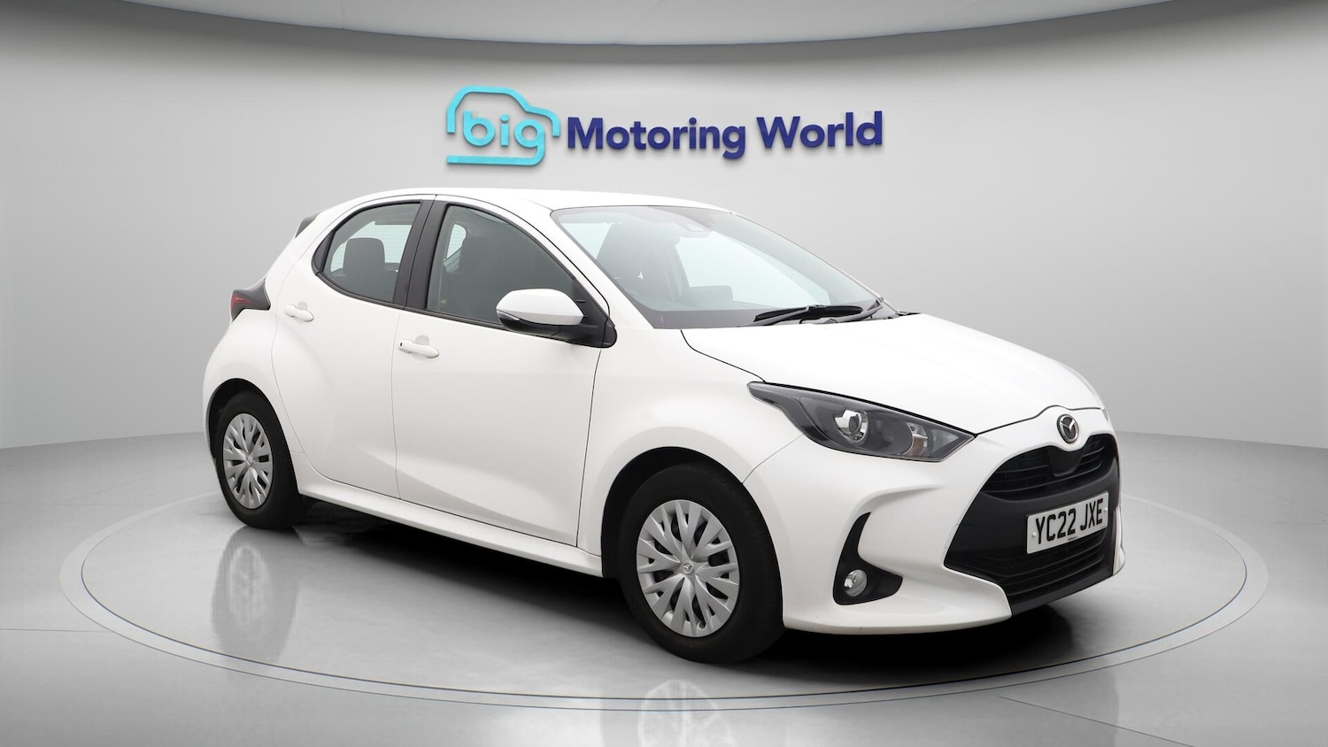 Used Mazda Mazda2 HYBRID 2022 for sale - 76658371: Photo 2
